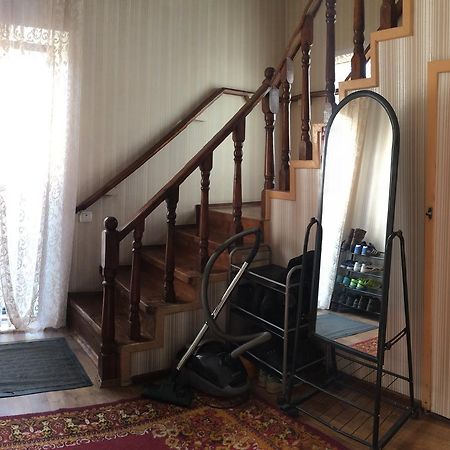 Holiday Hostel House Bishkek Luaran gambar
