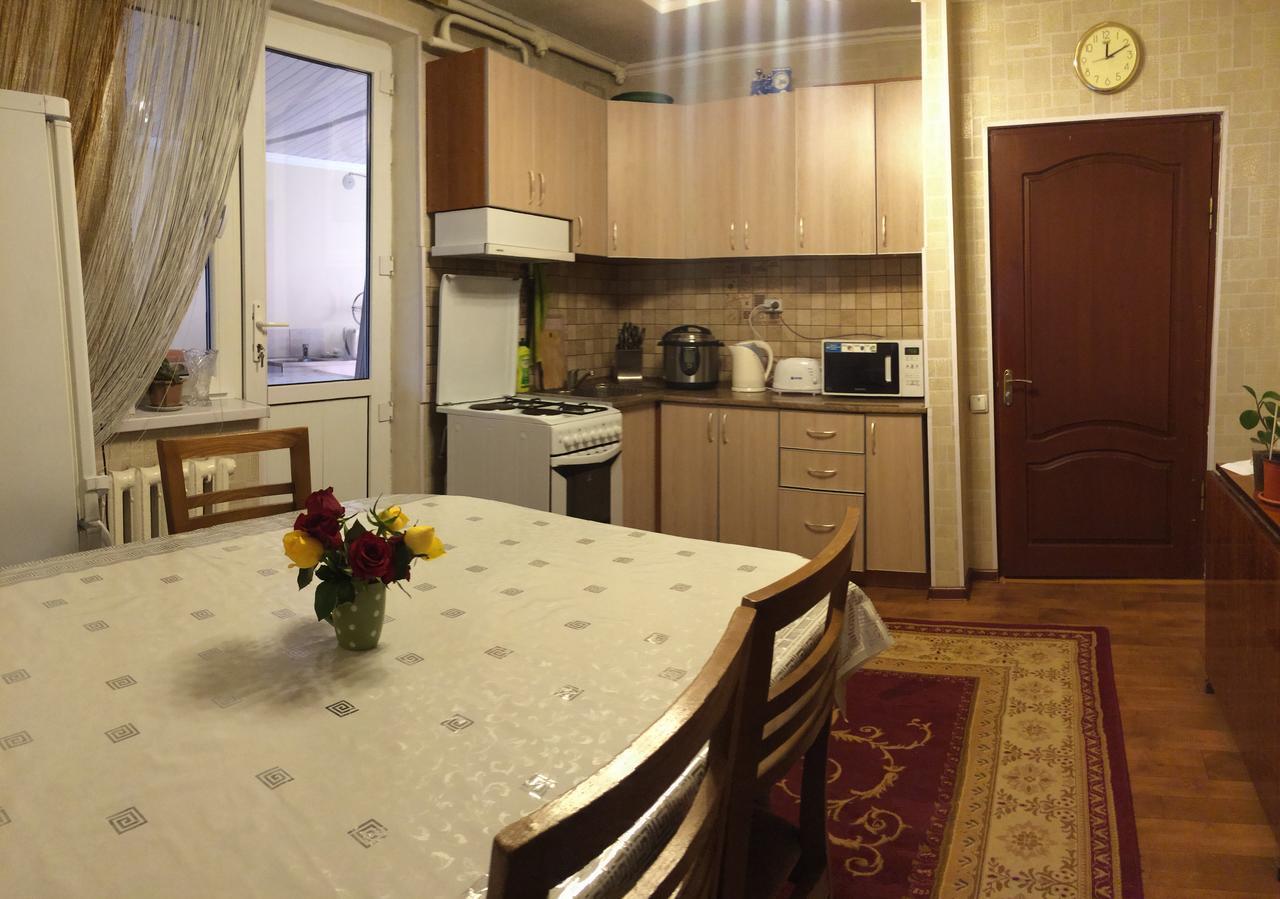 Holiday Hostel House Bishkek Luaran gambar