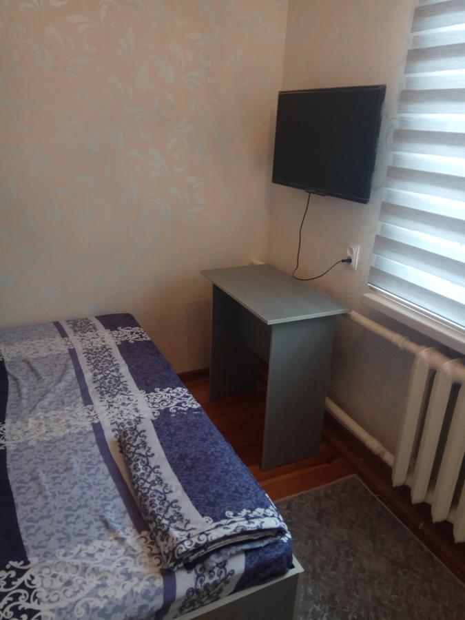 Holiday Hostel House Bishkek Luaran gambar