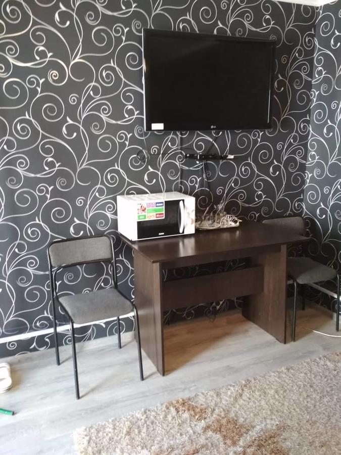Holiday Hostel House Bishkek Luaran gambar